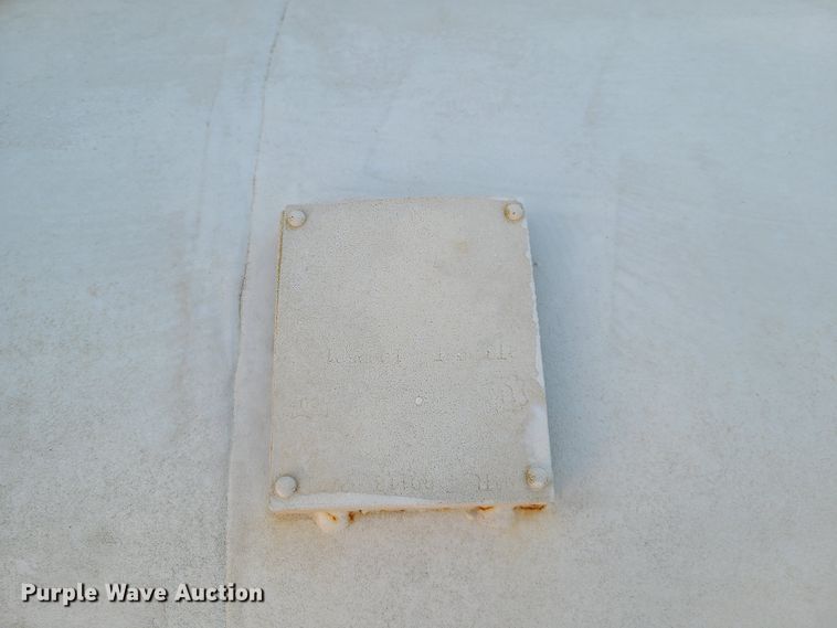 image for item GY9716 NH3 tank