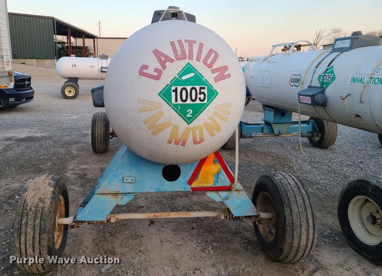 image for item GY9717 NH3 tank