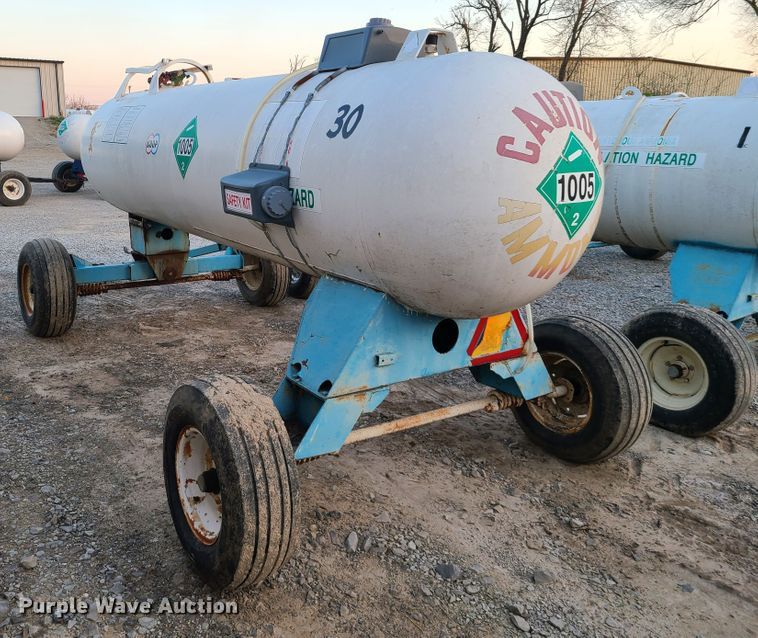 image for item GY9717 NH3 tank