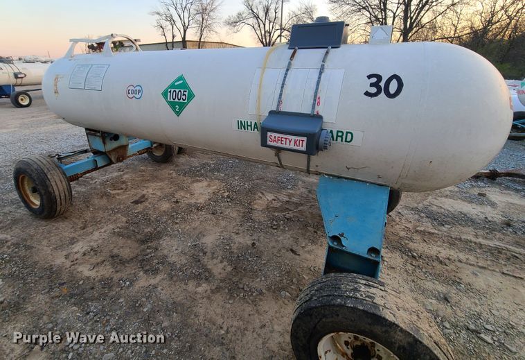 image for item GY9717 NH3 tank