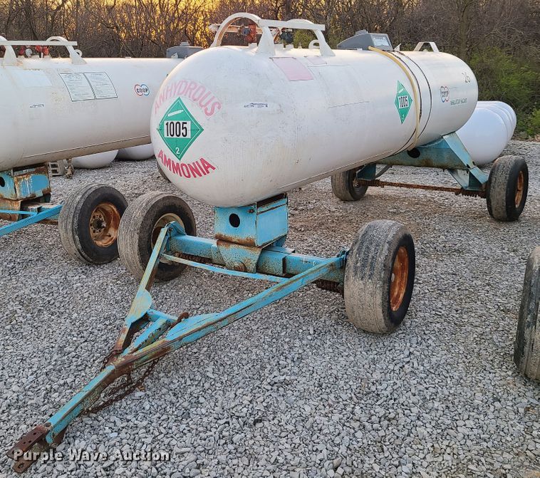 image for item GY9718 NH3 tank