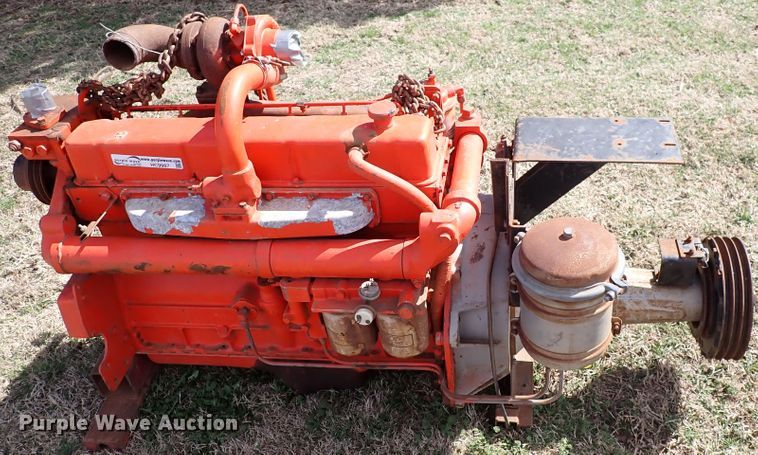 image for item HC9987 Six cylinder diesel engine