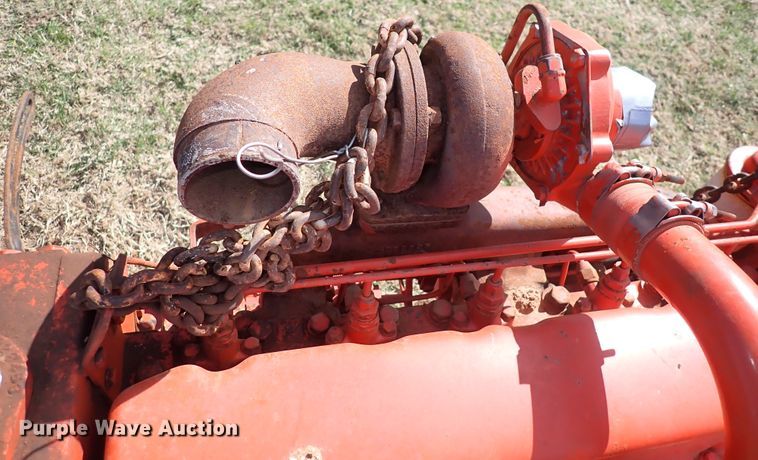 image for item HC9987 Six cylinder diesel engine