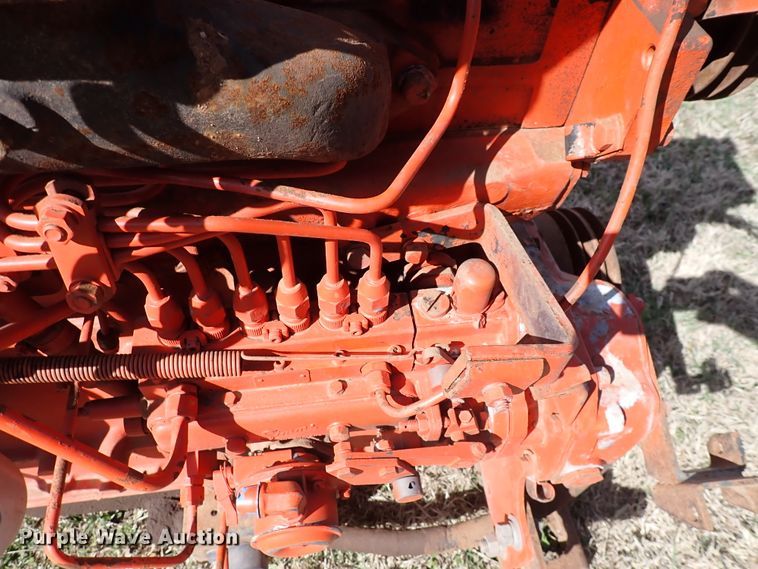 image for item HC9987 Six cylinder diesel engine