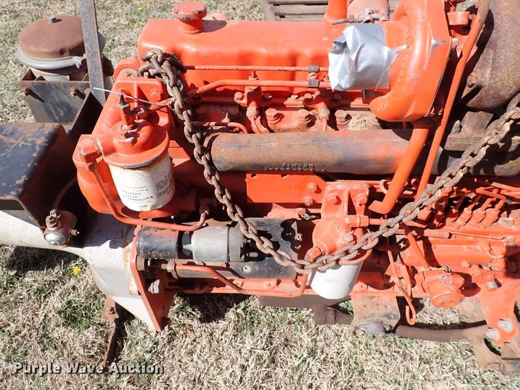 image for item HC9987 Six cylinder diesel engine