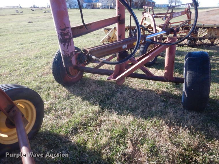 image for item HG9638 (2) New Holland hay rakes