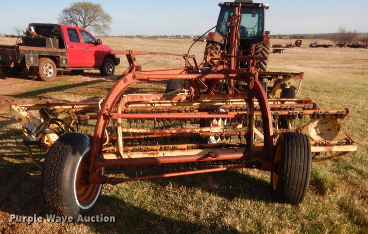 image for item HG9638 (2) New Holland hay rakes