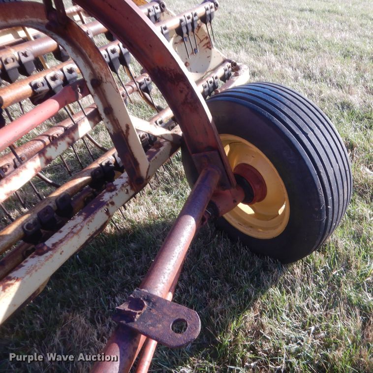 image for item HG9638 (2) New Holland hay rakes