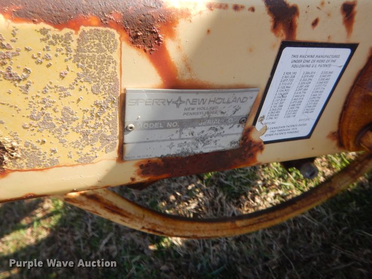 image for item HG9638 (2) New Holland hay rakes