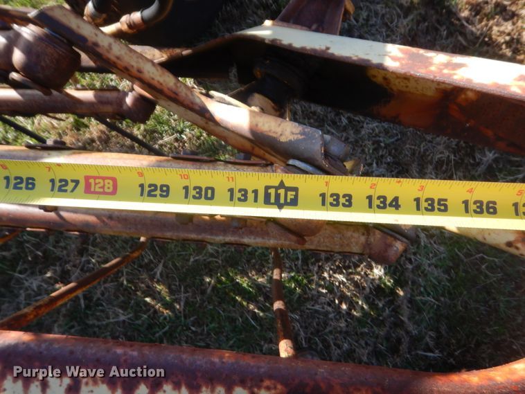 image for item HG9638 (2) New Holland hay rakes