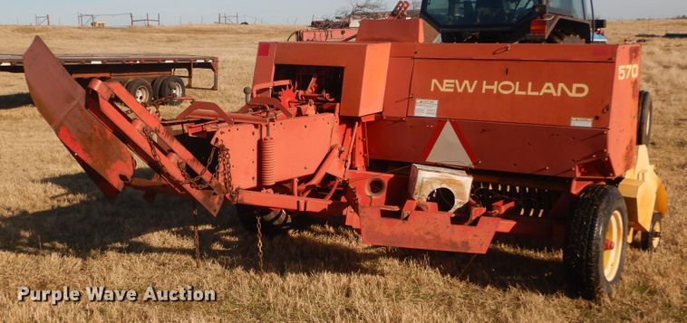 image for item HG9640 1997 New Holland 570  small square baler