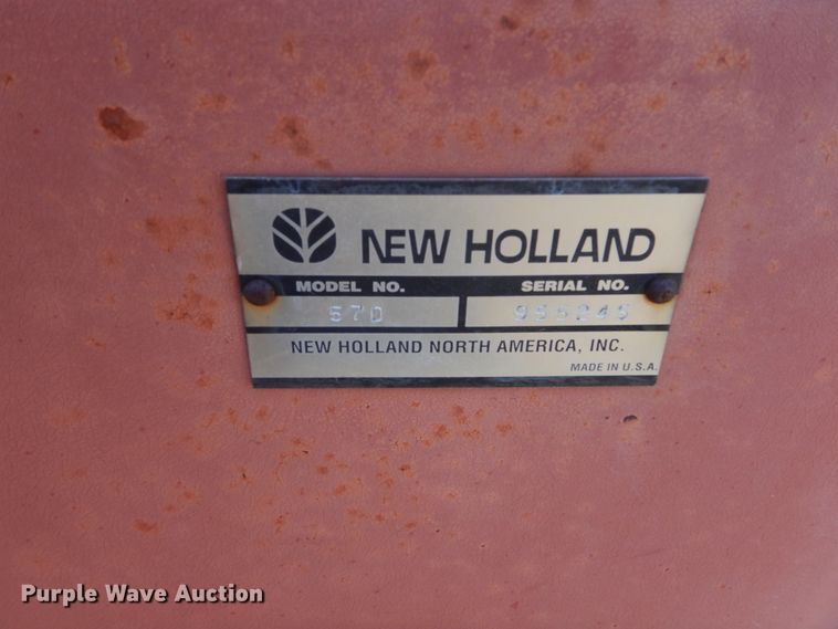 image for item HG9640 1997 New Holland 570  small square baler