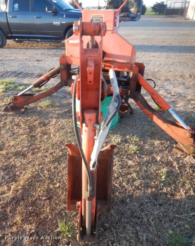 image for item HG9683 Kubota 4572 backhoe attachment