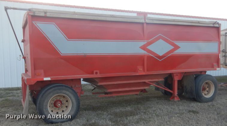 image for item HG9685 1994 Sparta GH2 grain trailer