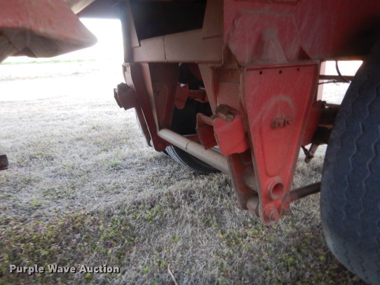 image for item HG9685 1994 Sparta GH2 grain trailer