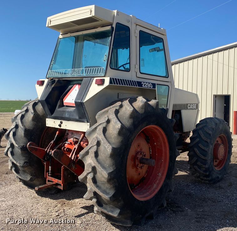 image for item HI9042 1982 Case 2290  MFWD tractor