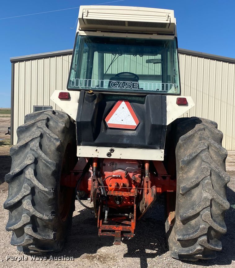 image for item HI9042 1982 Case 2290  MFWD tractor