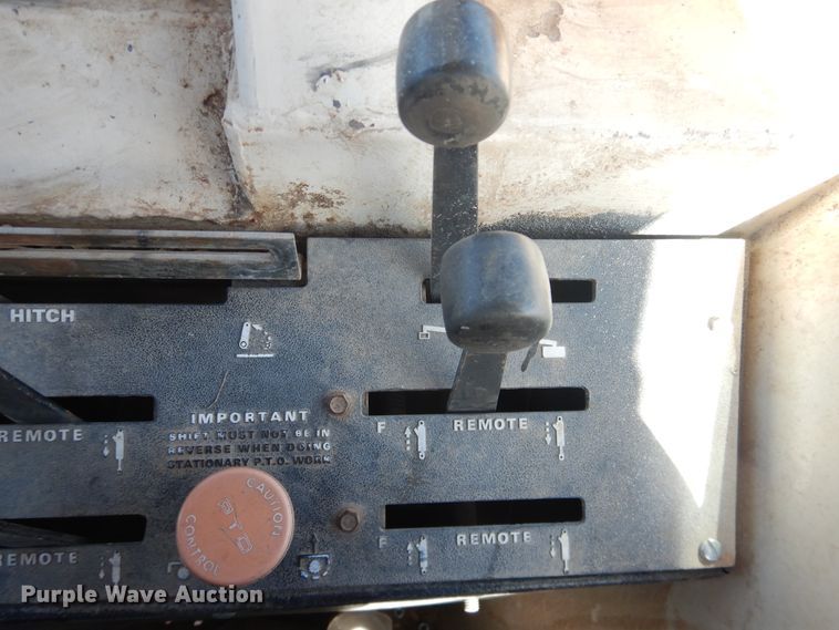 image for item HI9042 1982 Case 2290  MFWD tractor