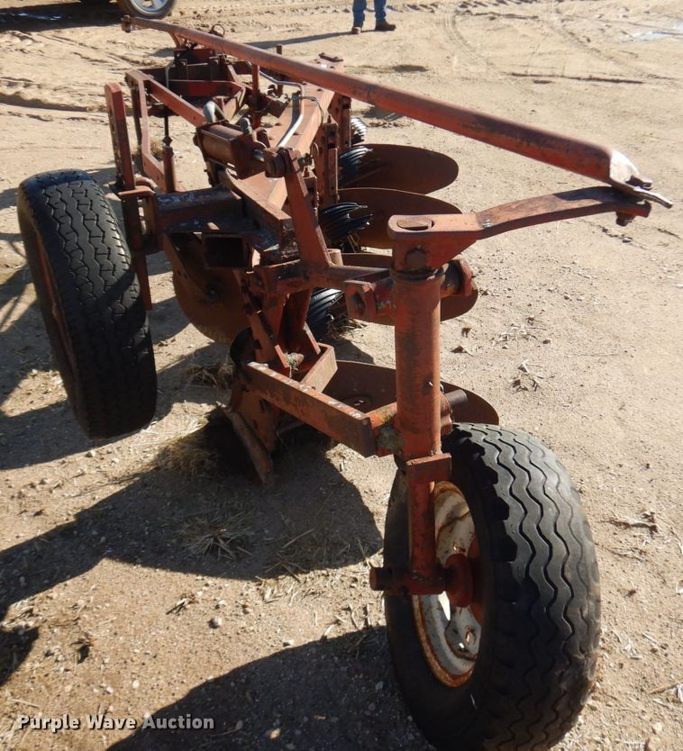 image for item HR9012 International 540  four bottom plow