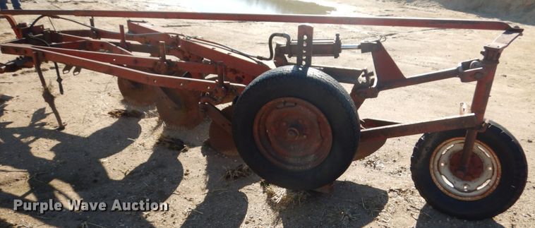 image for item HR9012 International 540  four bottom plow