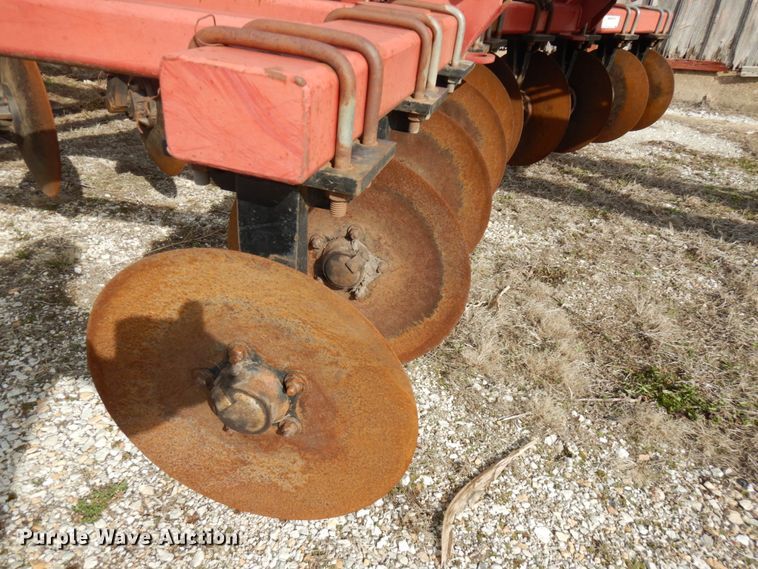 image for item HR9018 Case IH Ecolo-Tiger 530B  disk ripper