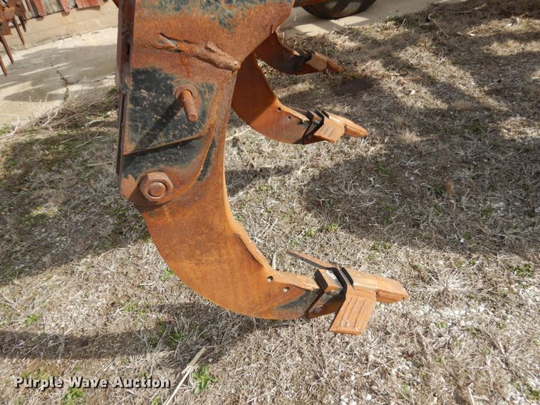 image for item HR9018 Case IH Ecolo-Tiger 530B  disk ripper