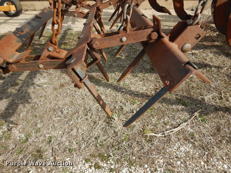 image for item HR9018 Case IH Ecolo-Tiger 530B  disk ripper