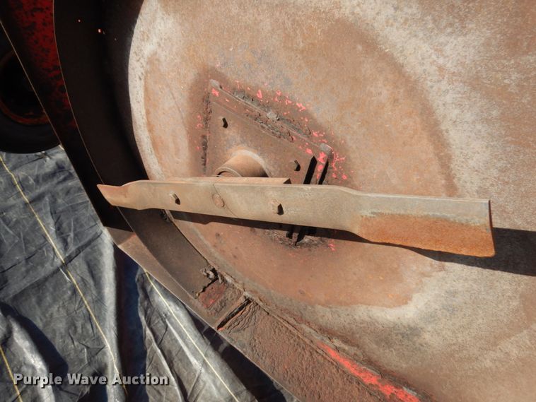 image for item HR9023 Progressive TD-92  batwing finish mower