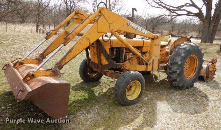 image for item HR9024 John Deere 300  tractor