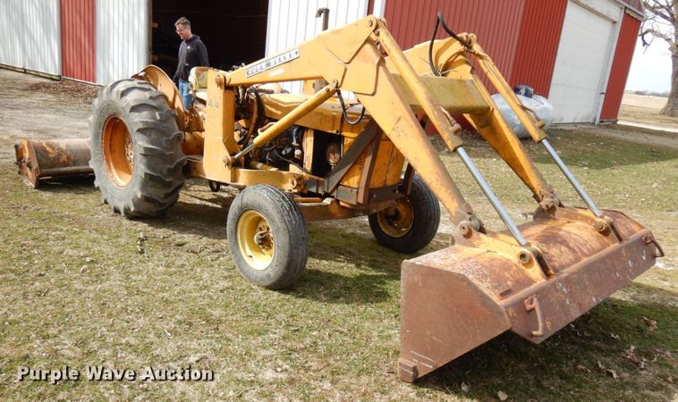 image for item HR9024 John Deere 300  tractor