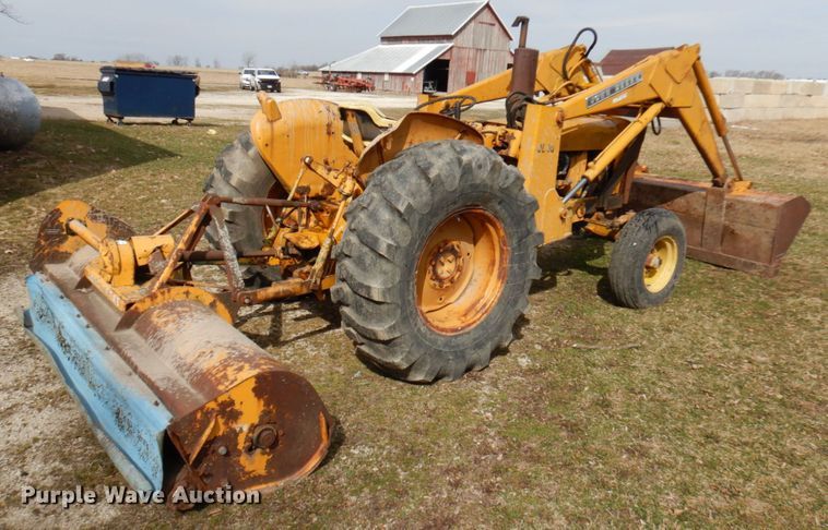 image for item HR9024 John Deere 300  tractor