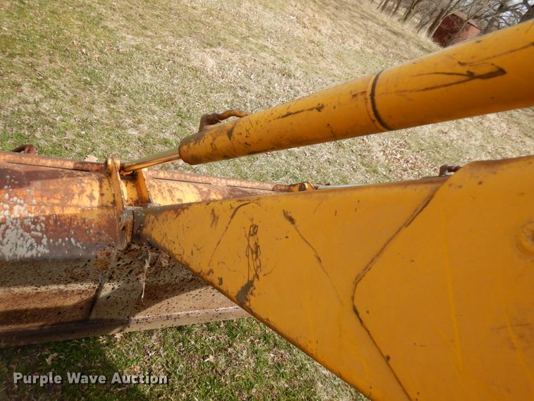 image for item HR9024 John Deere 300  tractor