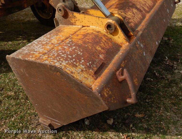 image for item HR9024 John Deere 300  tractor