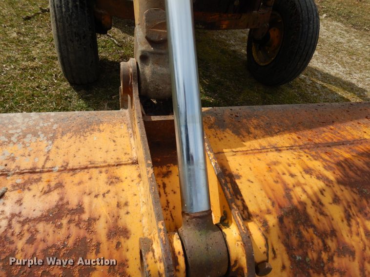 image for item HR9024 John Deere 300  tractor