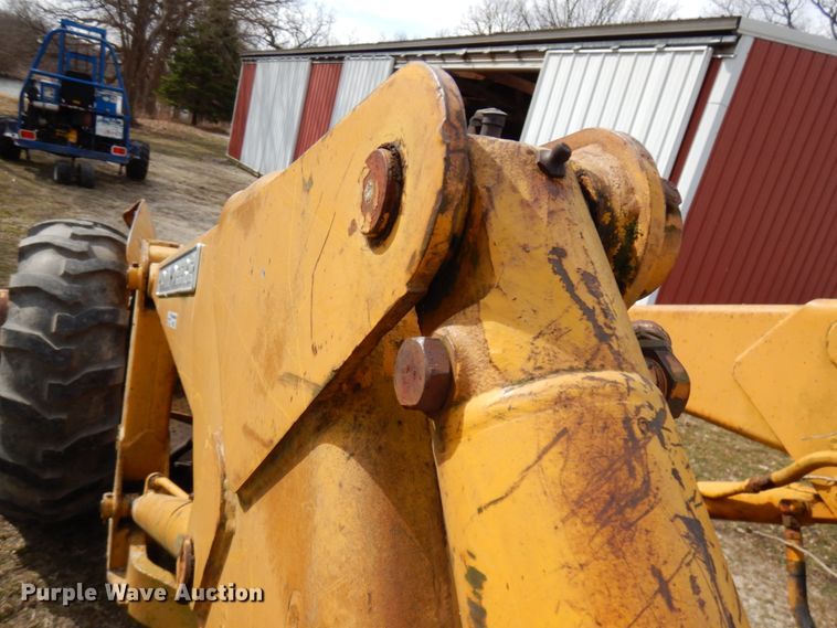 image for item HR9024 John Deere 300  tractor