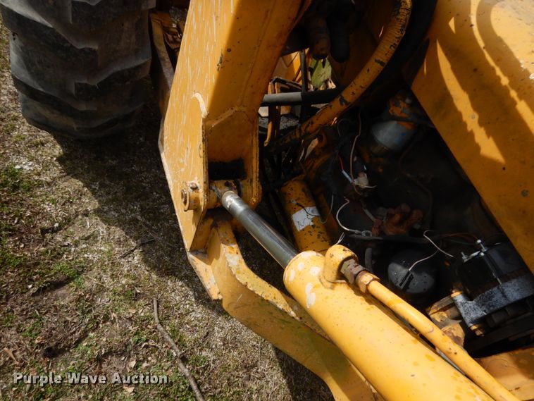 image for item HR9024 John Deere 300  tractor