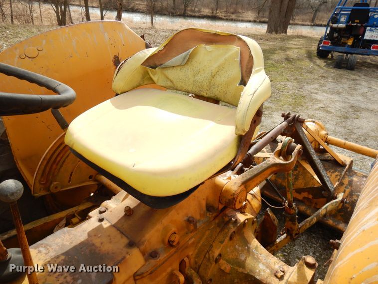 image for item HR9024 John Deere 300  tractor