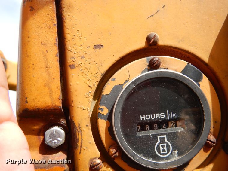 image for item HR9024 John Deere 300  tractor