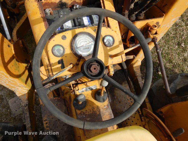 image for item HR9024 John Deere 300  tractor