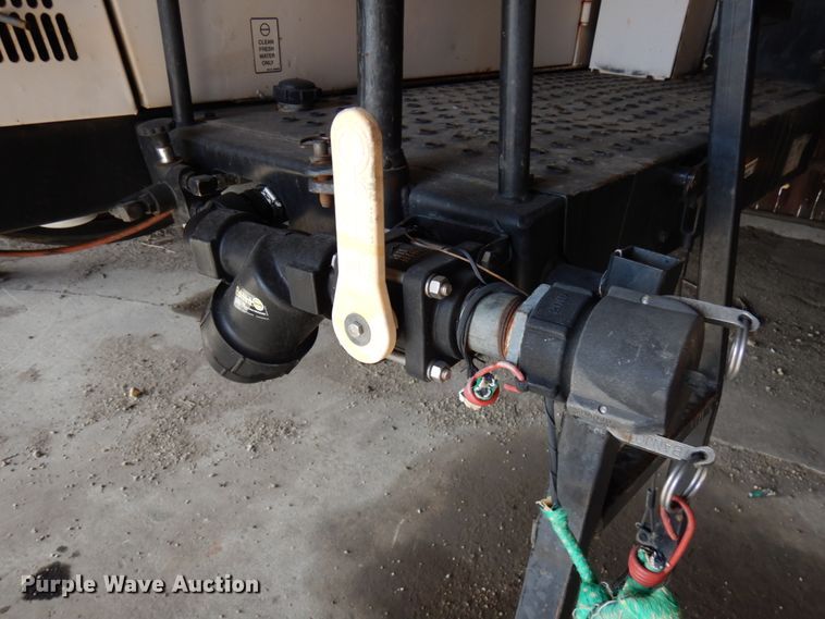 image for item HR9026 SpraCoupe Melroe 3430  sprayer