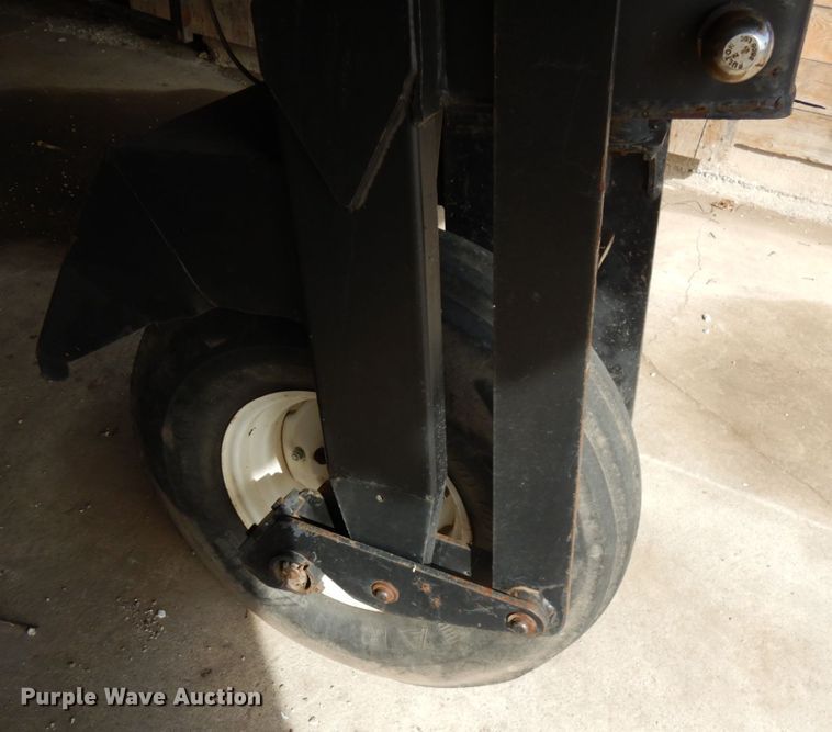 image for item HR9026 SpraCoupe Melroe 3430  sprayer