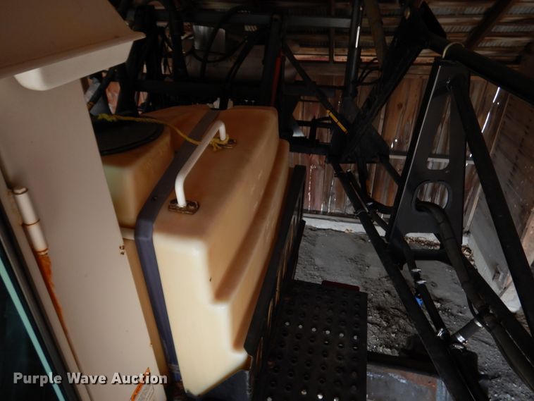 image for item HR9026 SpraCoupe Melroe 3430  sprayer