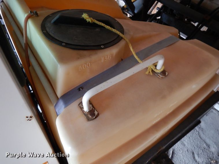 image for item HR9026 SpraCoupe Melroe 3430  sprayer