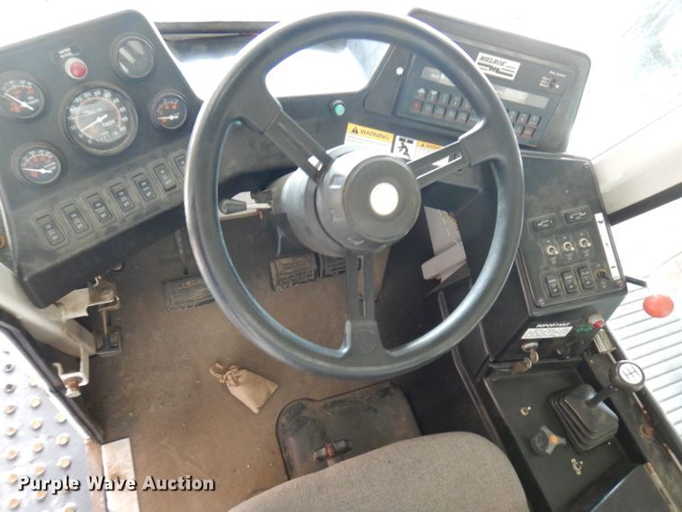 image for item HR9026 SpraCoupe Melroe 3430  sprayer