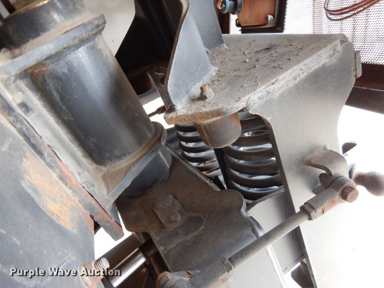 image for item HR9026 SpraCoupe Melroe 3430  sprayer