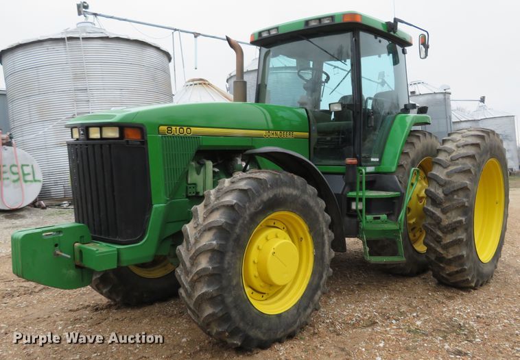 image for item HV9698 1995 John Deere 8100  MFWD tractor