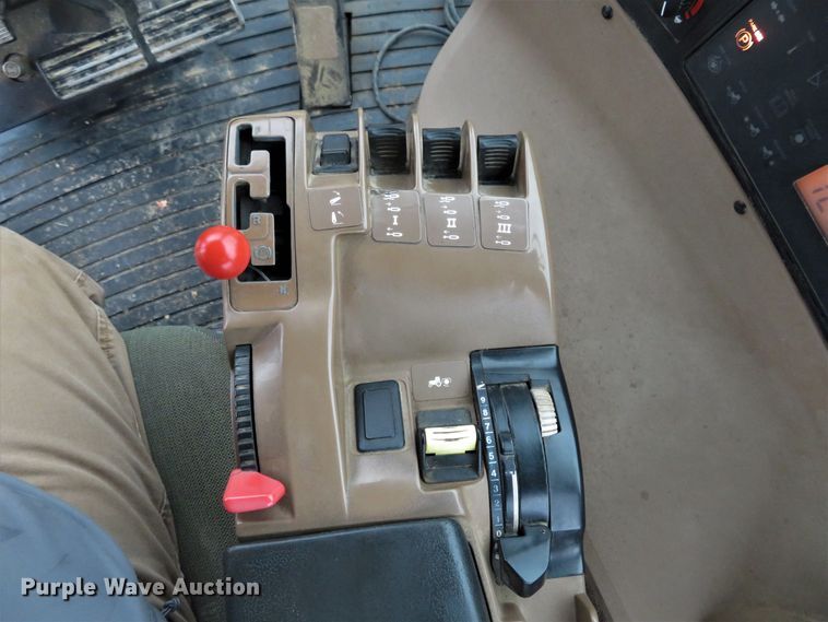 image for item HV9698 1995 John Deere 8100  MFWD tractor