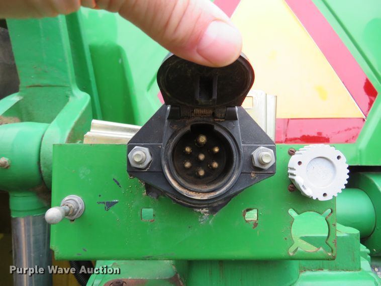 image for item HV9698 1995 John Deere 8100  MFWD tractor