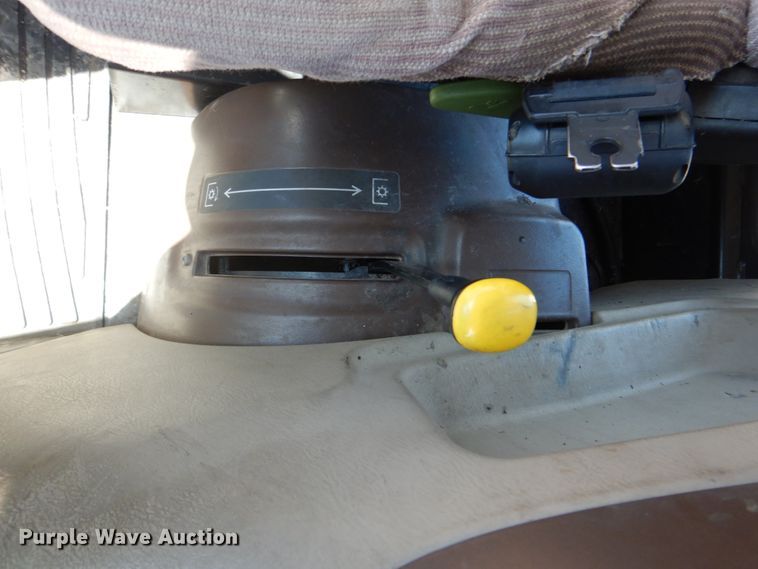 image for item HX9193 2008 John Deere 5425  tractor