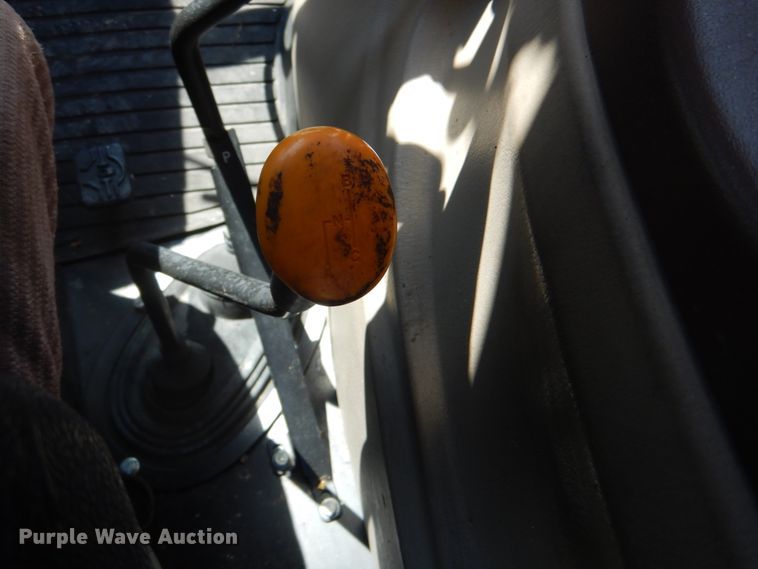 image for item HX9193 2008 John Deere 5425  tractor